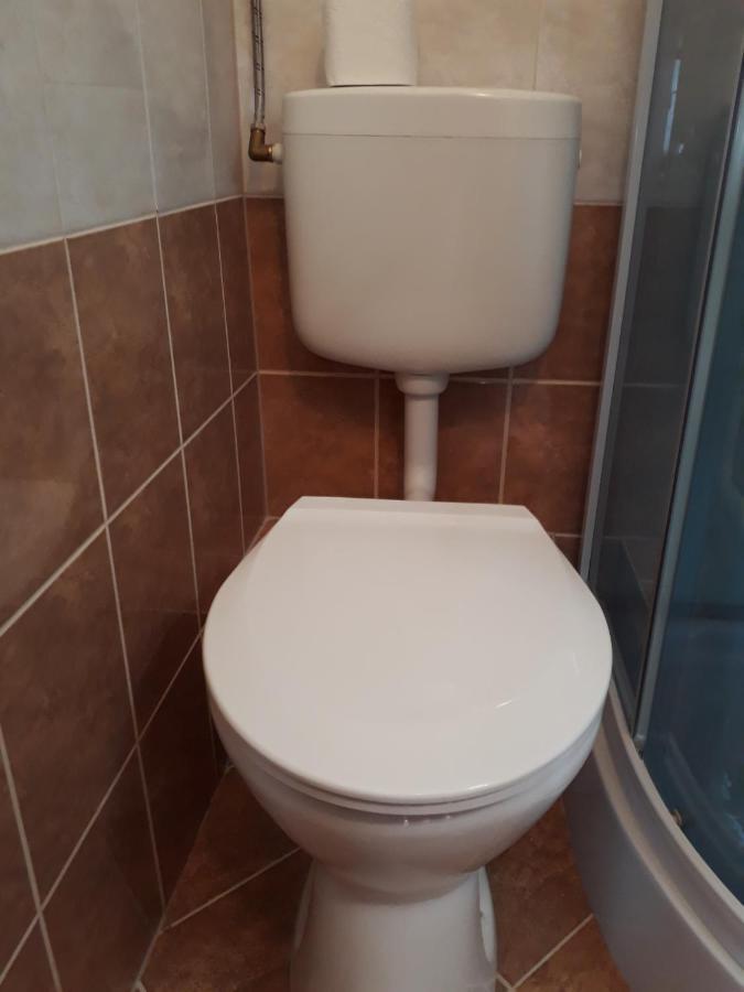 Piac utcai Apartman Debreţin Exterior foto