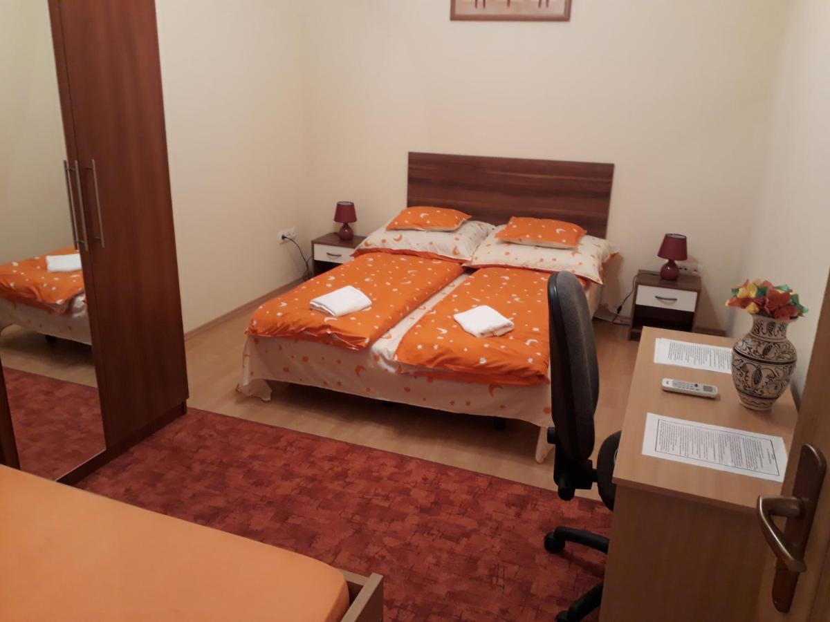 Piac utcai Apartman Debreţin Exterior foto